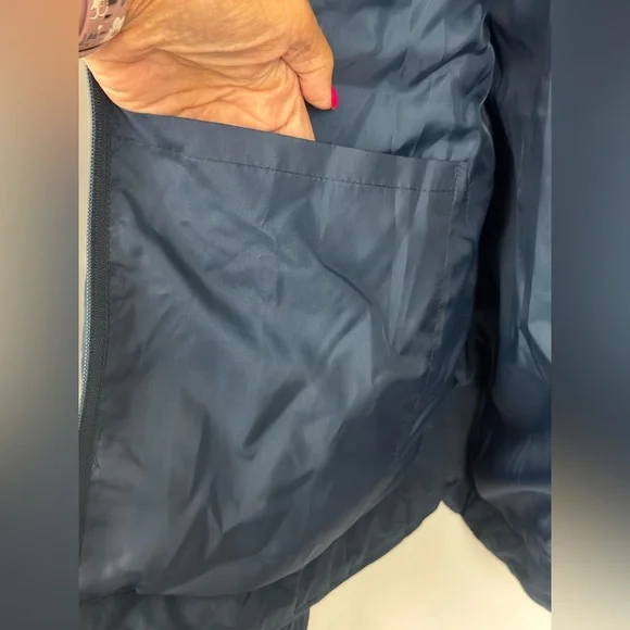 Bass Outdoor Womens Zip Front Quilted Puffer Jacket Navy Oversized Medium NWT - Picture 9 of 12